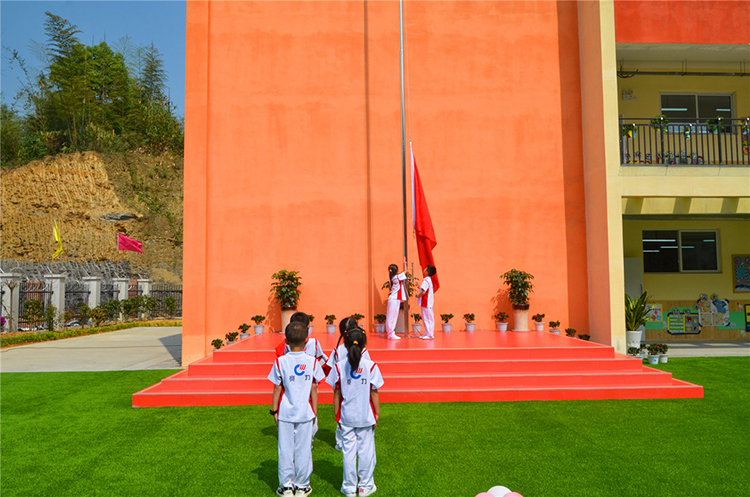 放飛夢想  快樂成長——威遠縣競力學校隆重舉行木蘭苑幼兒園開園典禮(圖4)